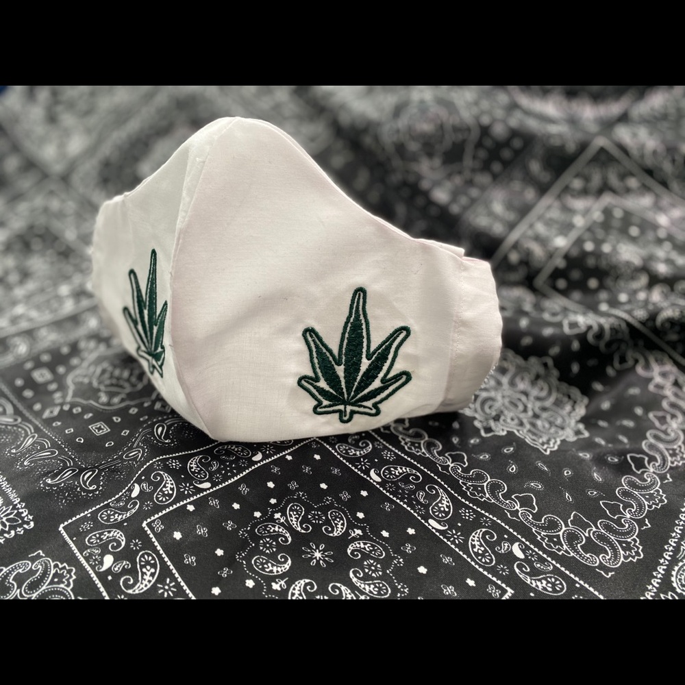 MJ Mask - Picture 3 of 6